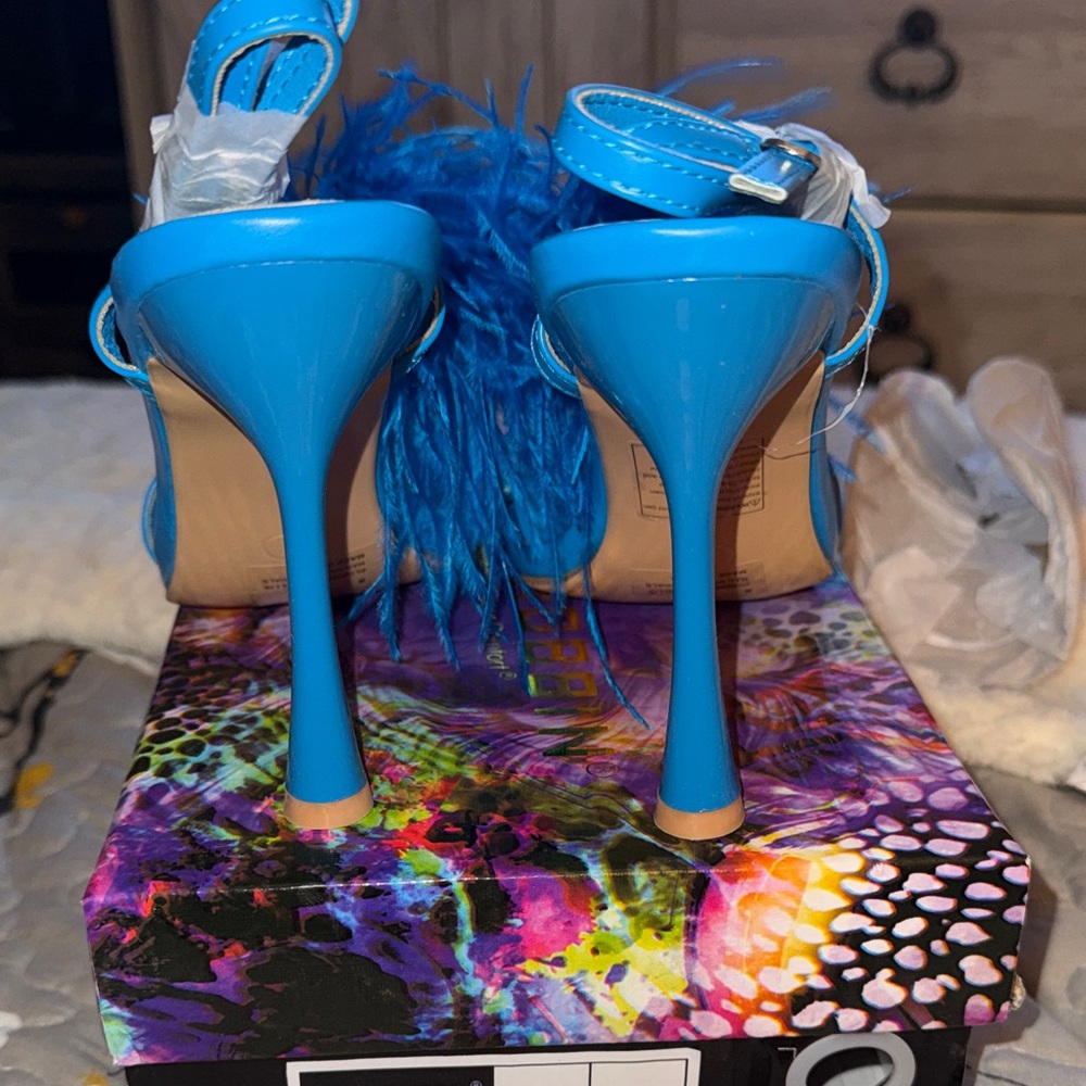 Cape Robbin Electric Blue Feather Strap Heels - Picture 3 of 6